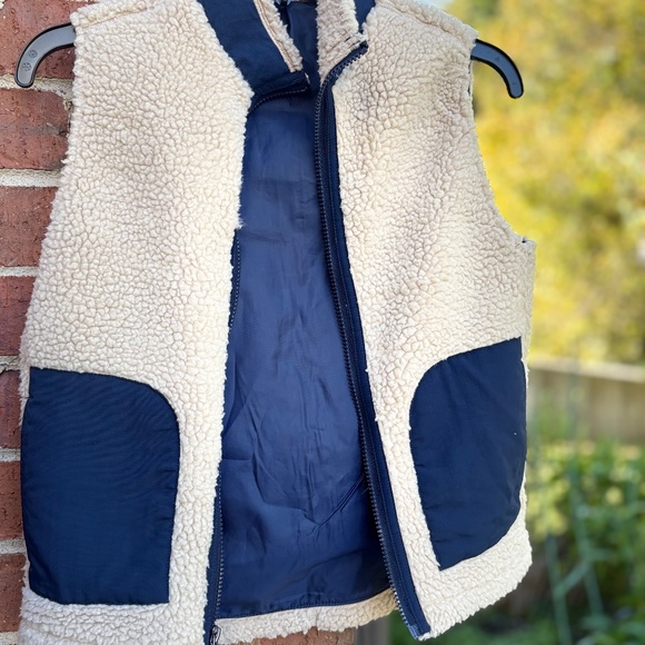 Wonder Nation Boys’ Sherpa Fleece Vest – Size 10/12 - Picture 3 of 7